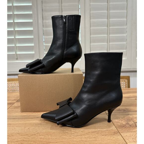 Jeffrey Campbell Bow Bootie Black Leather Size 7 NWOB Kitten Heel Sculpted Bow - Picture 3 of 13